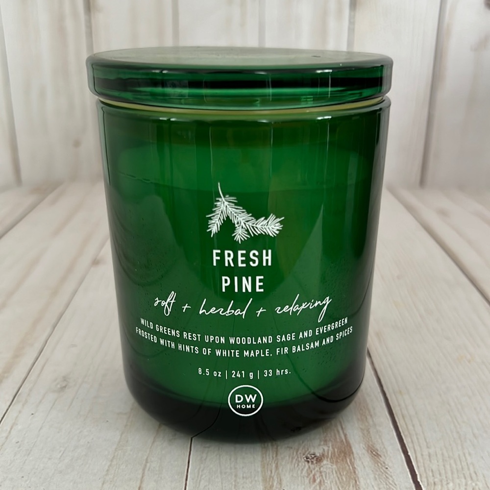 DW Home ‘FRESH PINE’ Candles